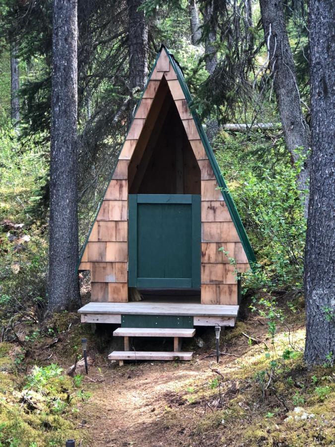 Vines And Puppies Glamping Hideaway Hotell Jade City Exteriör bild